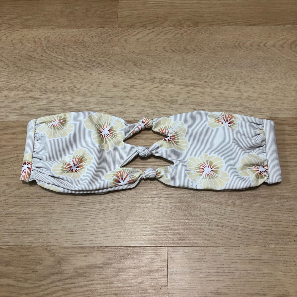 Benoa Yellow Hapa Top